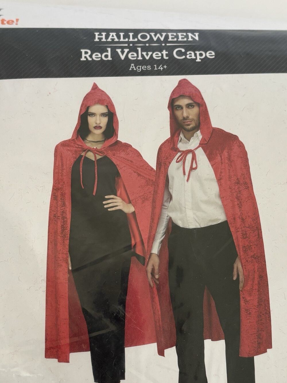 Way to Celebrate Unisex Red Velvet Cloak Cape Halloween Costume Ages 14+ NEW